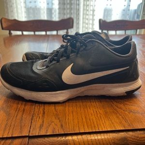 men’s nike tennis shoes
